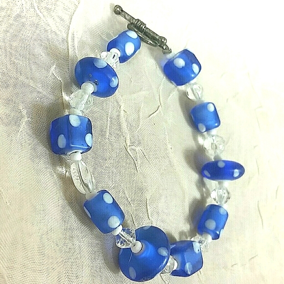 Bracelet Artisan glass marine blue polka dot bead w toggle clasp 7.5" - Picture 3 of 5